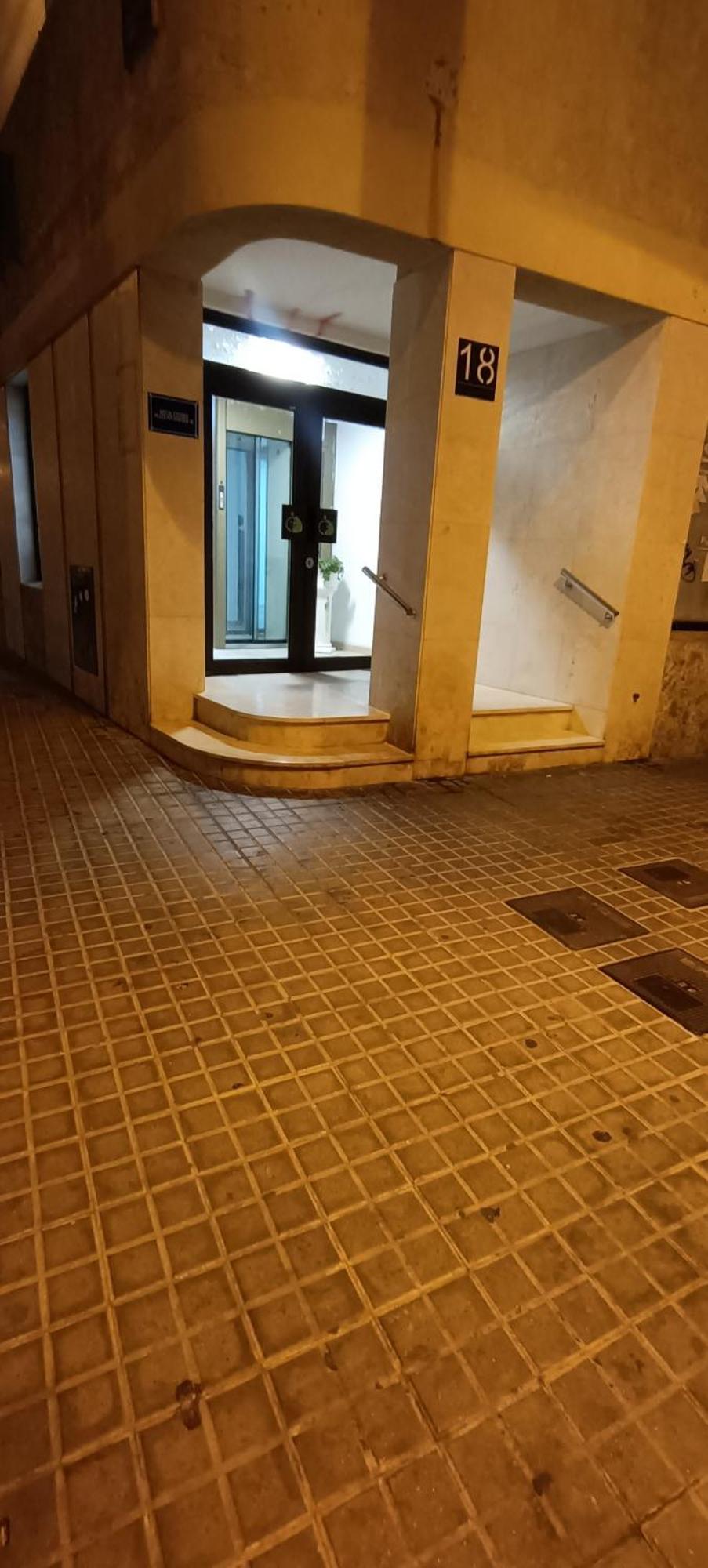 Hostal Estudios Badalona Bagian luar foto