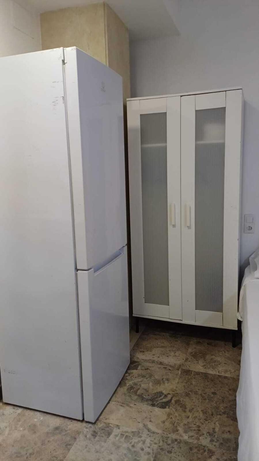 Hostal Estudios Badalona Bagian luar foto